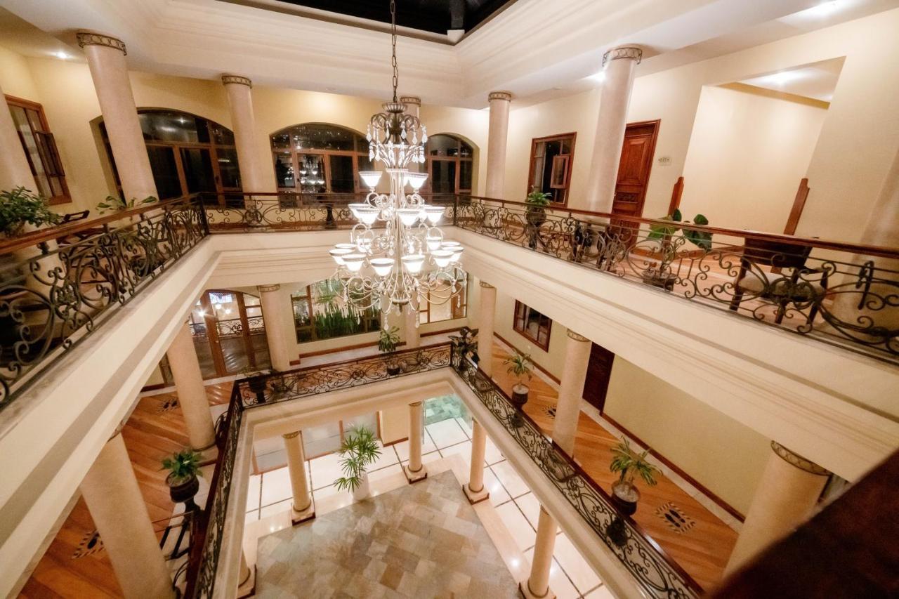 Grand Victoria Boutique Hotel Loja Εξωτερικό φωτογραφία